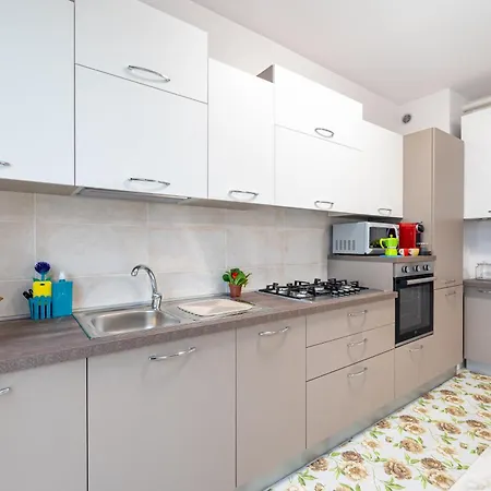 Picasso Residency Near Parma's Finest Gems Appartamento *