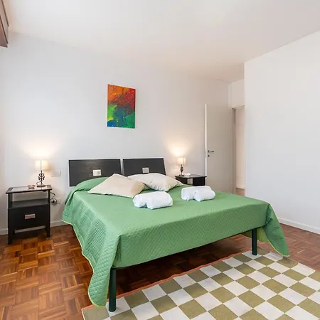 Picasso Residency Near Parma's Finest Gems Apartmán