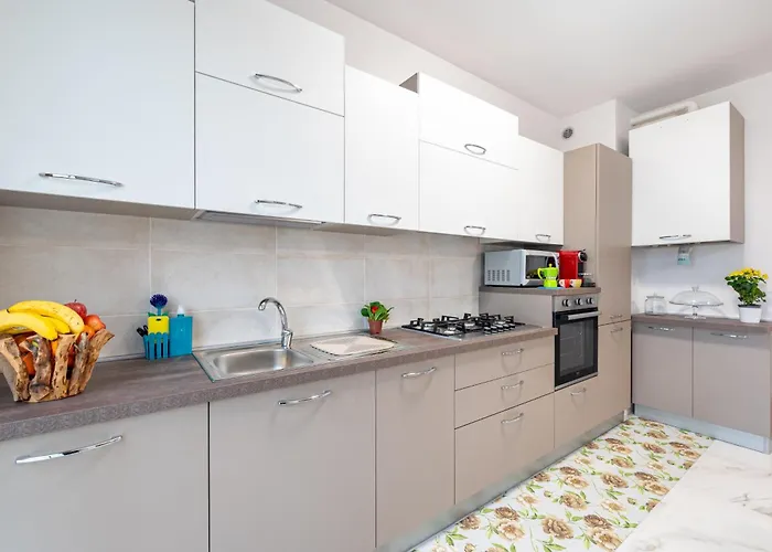 Picasso Residency Near Parma's Finest Gems Διαμέρισμα *