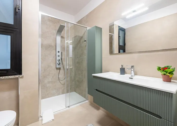 Picasso Residency Near Parma's Finest Gems 파르마