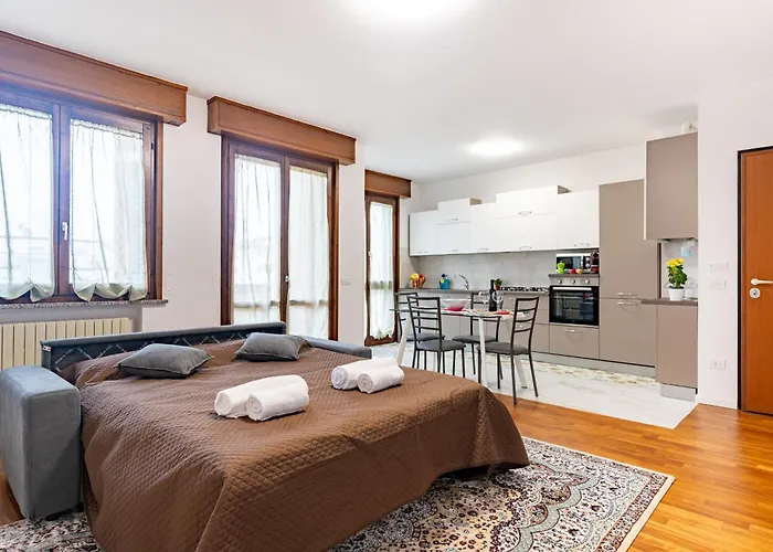 아파트 Picasso Residency Near Parma's Finest Gems *